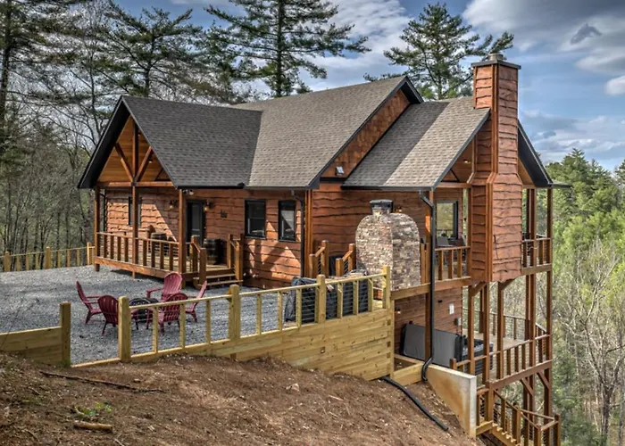 Honey Bear Lodge